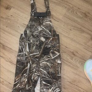 Arctic Camouflage Overalls Boys size Medium* New Without Tags & Columbia Jacket